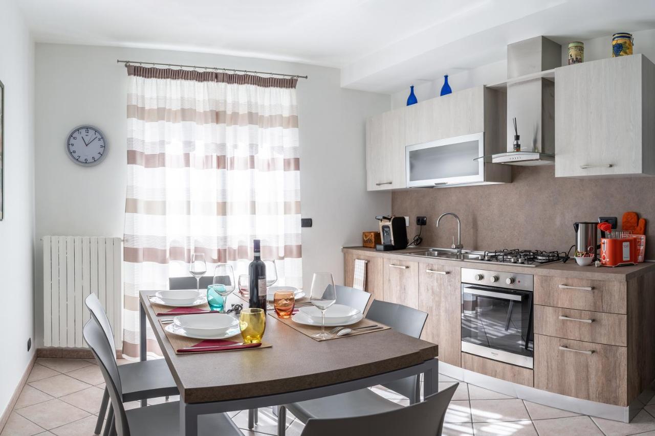 Апартаменти A 2 Passi Da Alba With 6 Beds Rodello Екстер'єр фото